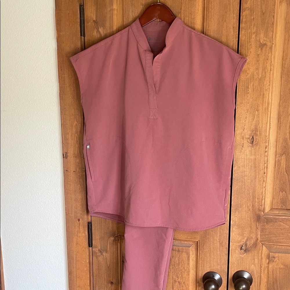 Figs Women's Tactical Collection set